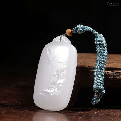 CHINESE WHITE JADE PENDANT