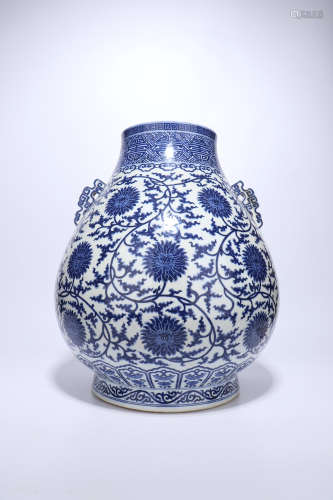 Qing Dynasty blue and white porcelain jar