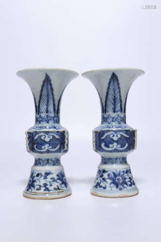 Qing Dynasty blue and white porcelain vessels