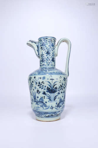 Ming Dynasty blue and white porcelain pot