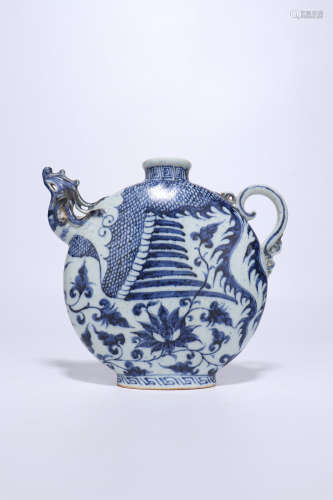 ming dynasty Blue and white porcelain pot