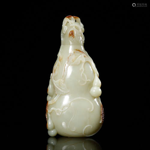 CHINESE WHITE JADE CARVED GOURD VASE