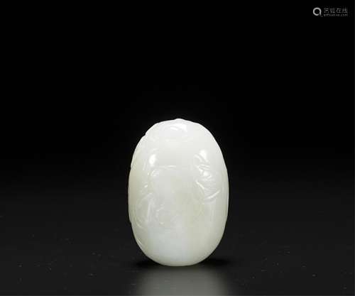 CHINESE WHITE JADE SNUFF BOTTLE