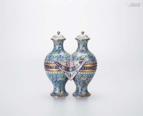 CHINESE CLOISONNE TWIN VASE WITH COVER