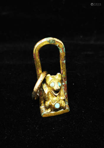 GILT BRONZE BEAR PENDANT, HAN