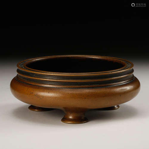 CHINESE BRONZE TRIPOD CENSER