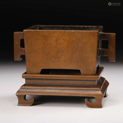 CHINESE BRONZE CENSER WITH STAND