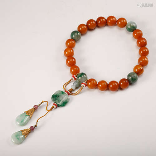 CHINESE AMBER AND JADEITE BEADS BRACELET