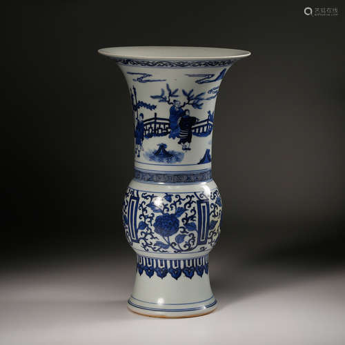 CHINESE BLUE WHITE PORCELAIN VASE