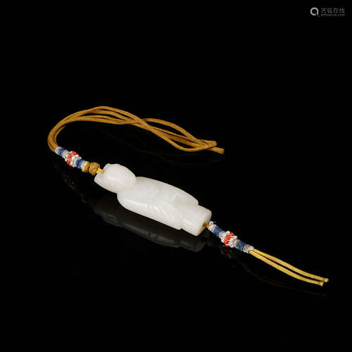 CHINESE WHITE JADE FIGURINE PENDANT