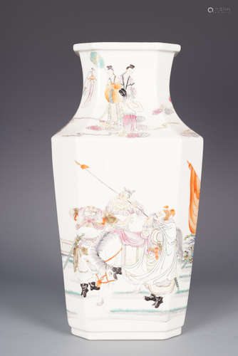 FAMILLE ROSE 'WARRIORS' HEXAGONAL VASE