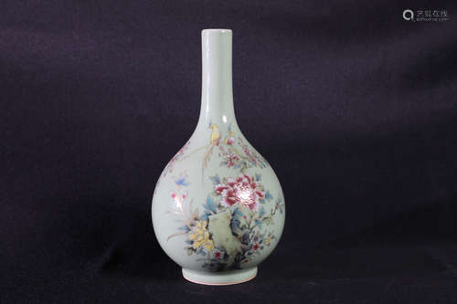 FAMILLE ROSE AND TURQUOISE GROUND 'FLOWERS' VASE