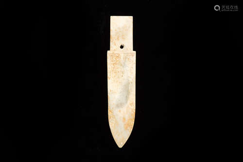 JADE CARVED BLADE TIP ORNAMENT