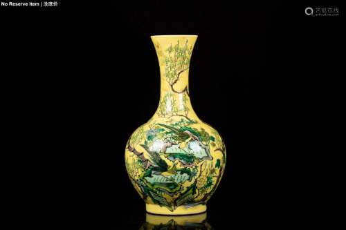 WUCAI AND YELLOW GROUND 'FLOWERS AND BIRDS' VASE