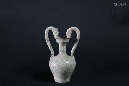 GE WARE 'DOUBLE DRAGON' HANDLES VASE