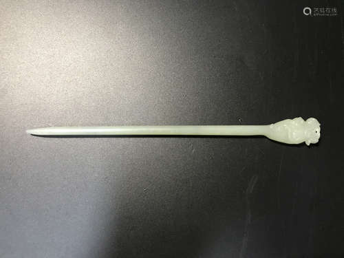 CELADON JADE CARVED HAIRPIN