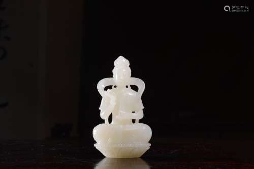 HETIAN WHITE JADE CARVED 'GUANYIN' SEATED FIGURE