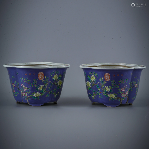 Flower pot with flower pattern in Qing Dynasty