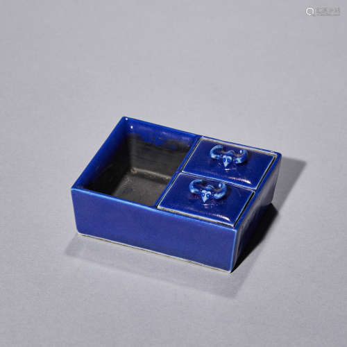 清光绪 蓝釉蝠钮文具盒