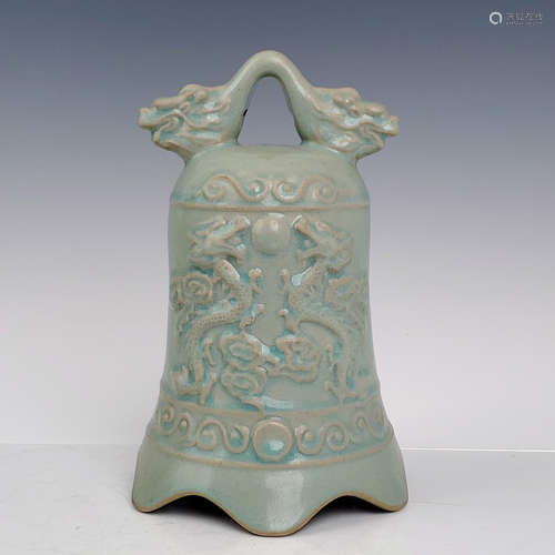 A Chinese Ru Kiln Dragon Pattern Porcelain Bell