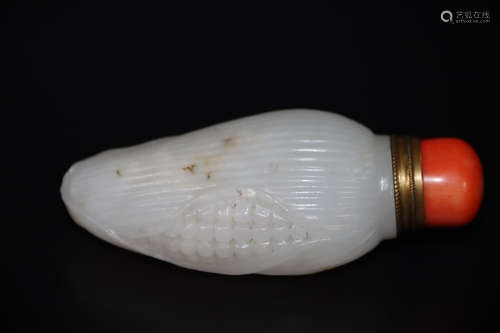 A Chinese Hetian Jade  =Snuff Bottle