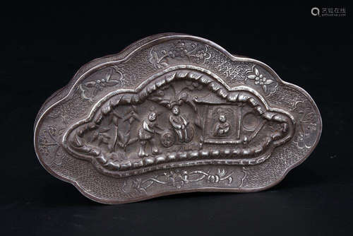 A Chinese Carved Silver Compact