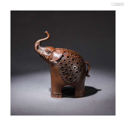 A Chinese Hollow Out Elephant shaped Copper Aromatherapy