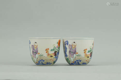 A Pair of Chinese Famille Rose Porcelain Cups