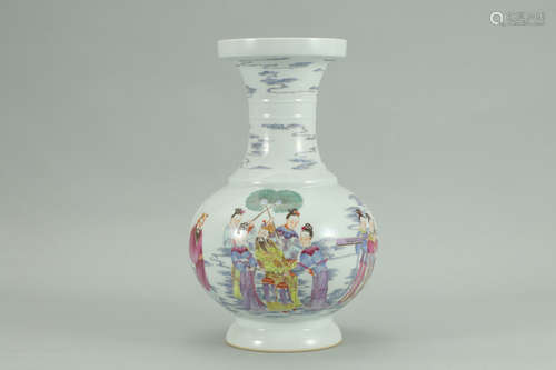 A Chinese Famille Rose Figure Painted Porcelain Vase