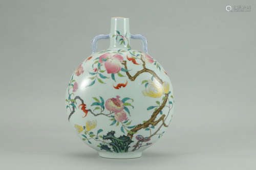 A Chinese Famille Rose Painted Porcelain Vase