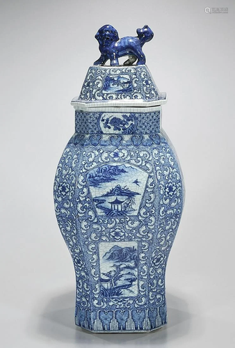 Chinese Blue and White Porcelain Covered Vase