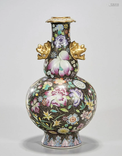 Chinese Enameled Porcelain Vase