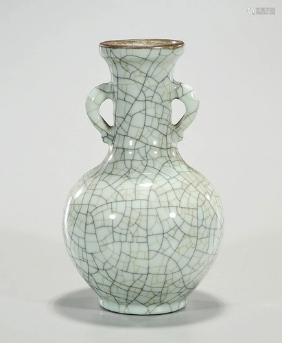 Chinese Crackle Glazed Porcelain Vase