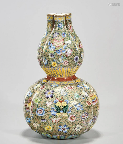 Chinese Enameled Porcelain Gourd Vase