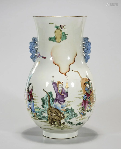 Chinese Enameled Porcelain Vase