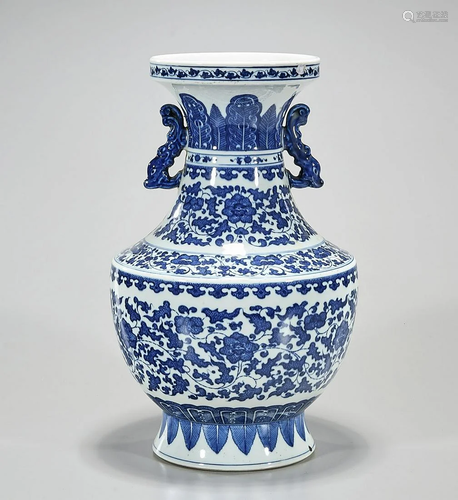 Chinese Blue and White Porcelain Vase