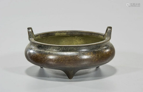 Chinese Bronze Ming-Style Tripod Censer