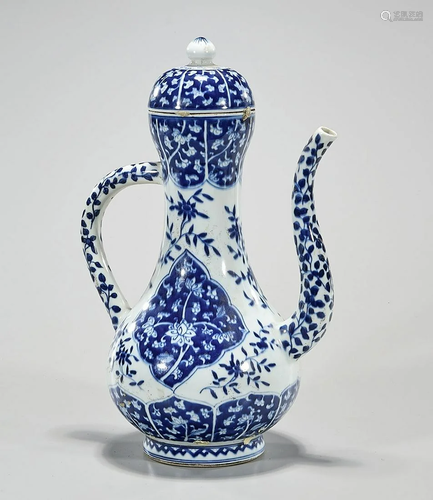 Chinese Blue and White Porcelain Hu Vessel