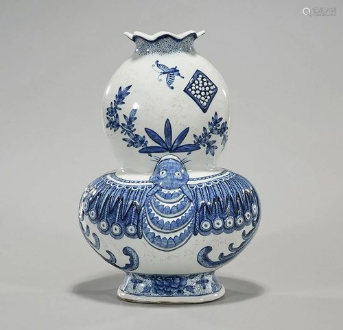 Chinese Blue and White Porcelain Vase