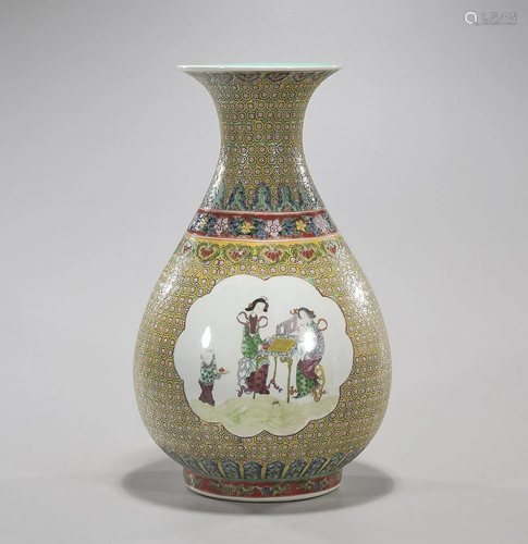 Chinese Enameled Porcelain Vase