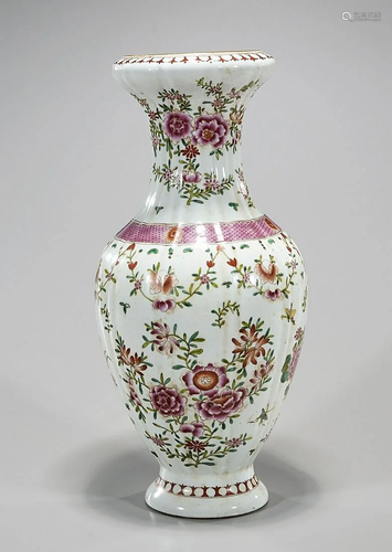 Chinese Enameled Porcelain Vase