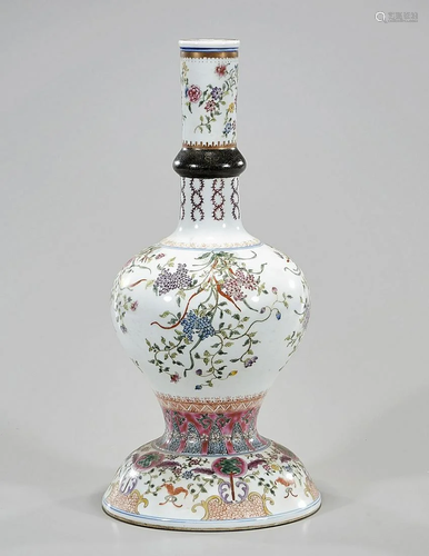 Chinese Enameled Porcelain Vase