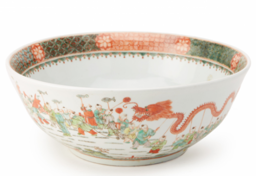 A LARGE 'HUNDRED BOYS' PORCELAIN BOWL