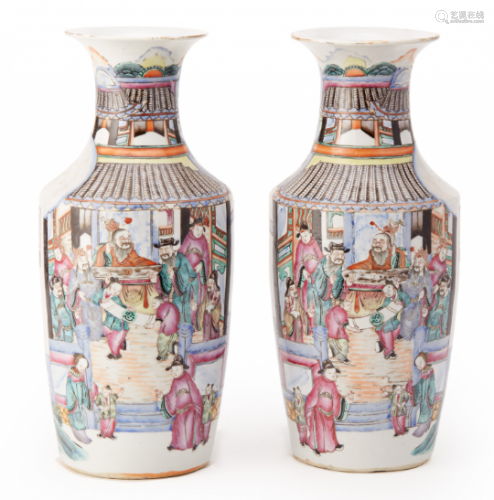 A PAIR OF CHINESE FAMILLE ROSE PORCELAIN BALUSTER VASES