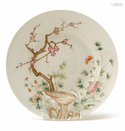 A FAMILLE ROSE 'THREE FRIENDS' PORCELAIN DISH