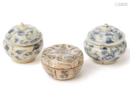 THREE BLUE AND WHITE PORCELAIN COSMETIC BOXES