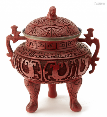 A CINNABAR LACQUER TRIPOD CENSER AND COVER