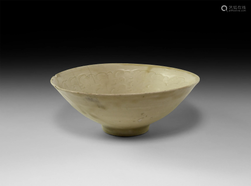 Chinese Tang Glazed Celadon Ware Vessel