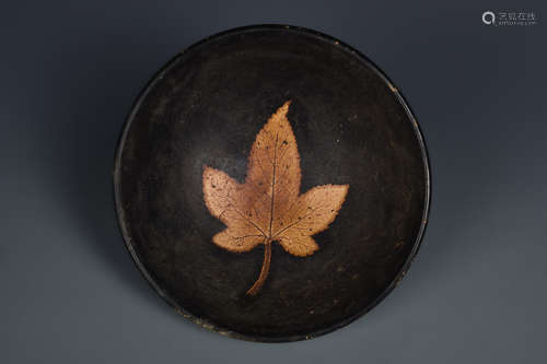 LEAF DECORATED TEA-BOWL SONG DYNASTY