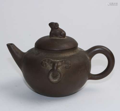 YIXING GLAZED TEA-POT QING DYNASTY